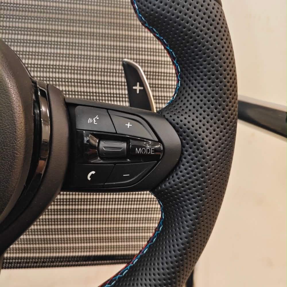 Leather and Alcantara Steering Wheel for BMW E81 E82 E87 E88 E46 E90 E91 E93 E93 E60 E61 E63 E64 E65 E66 E53 E70 E71 E83 E84 E52 E85E86 E89 F20 F21 F22 F23 F46 F46 F30 F31 F34 F80 F32 F33 F36 F82 F83 F07 F10 F11 F90 F06 F12 F13 F01 F02 F25 F26 F48 F85 86