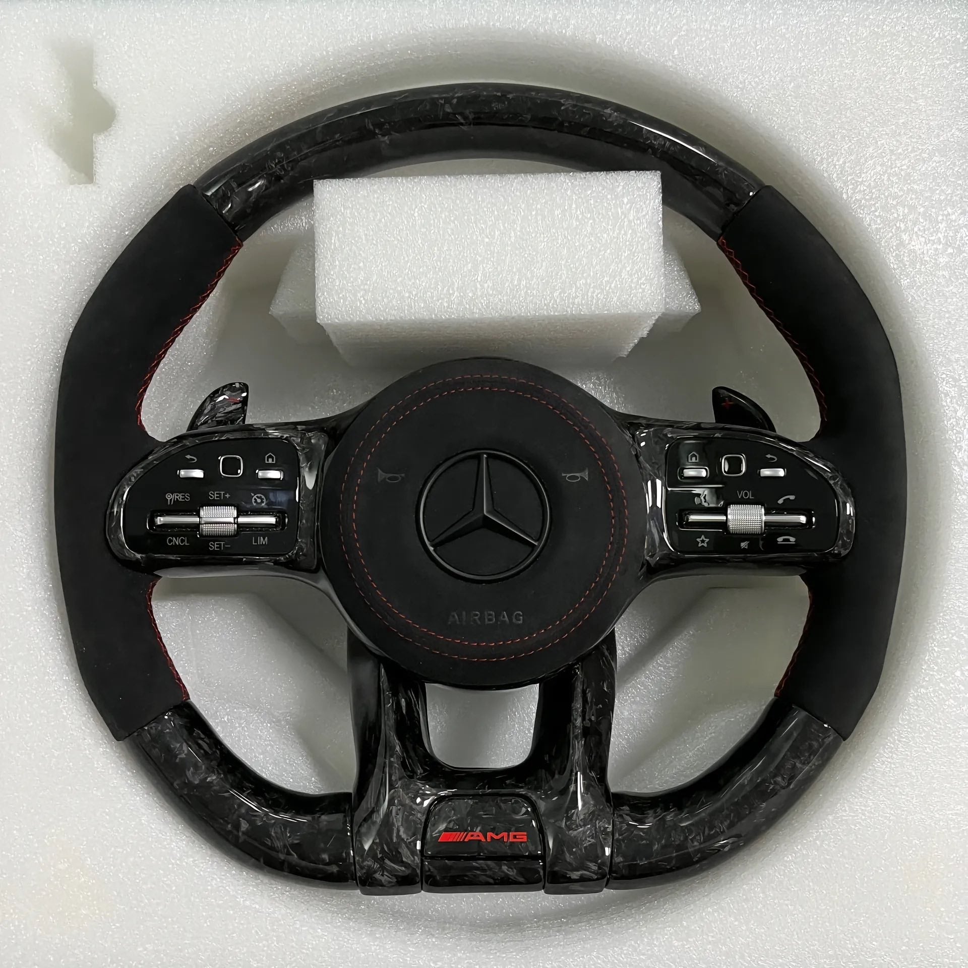 Mercedes-AMG carbon fibre steering wheel