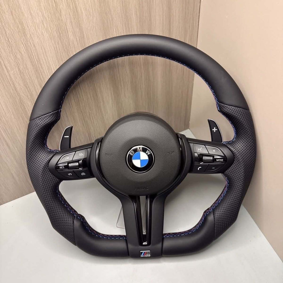 Leather and Alcantara Steering Wheel for BMW E81 E82 E87 E88 E46 E90 E91 E93 E93 E60 E61 E63 E64 E65 E66 E53 E70 E71 E83 E84 E52 E85E86 E89 F20 F21 F22 F23 F46 F46 F30 F31 F34 F80 F32 F33 F36 F82 F83 F07 F10 F11 F90 F06 F12 F13 F01 F02 F25 F26 F48 F85 86